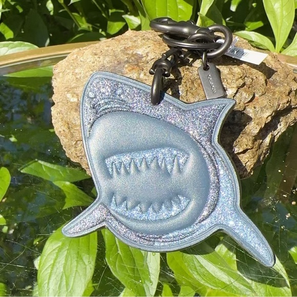 NWT Coach Sharky Bag Charm 30071 - Picture 2 of 10